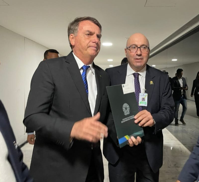 Dário e Bolsonaro acertam cessão de Pátio Ferroviário