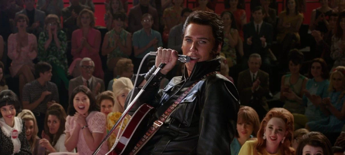 Elvis de Baz Luhrmann, com Austin Butler e Tom Hanks