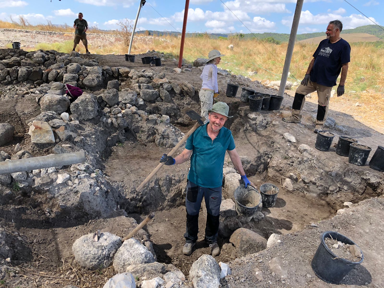 Moradores de Valinhos voltam após ficarem 2 dias em aeroporto na Alemanha
