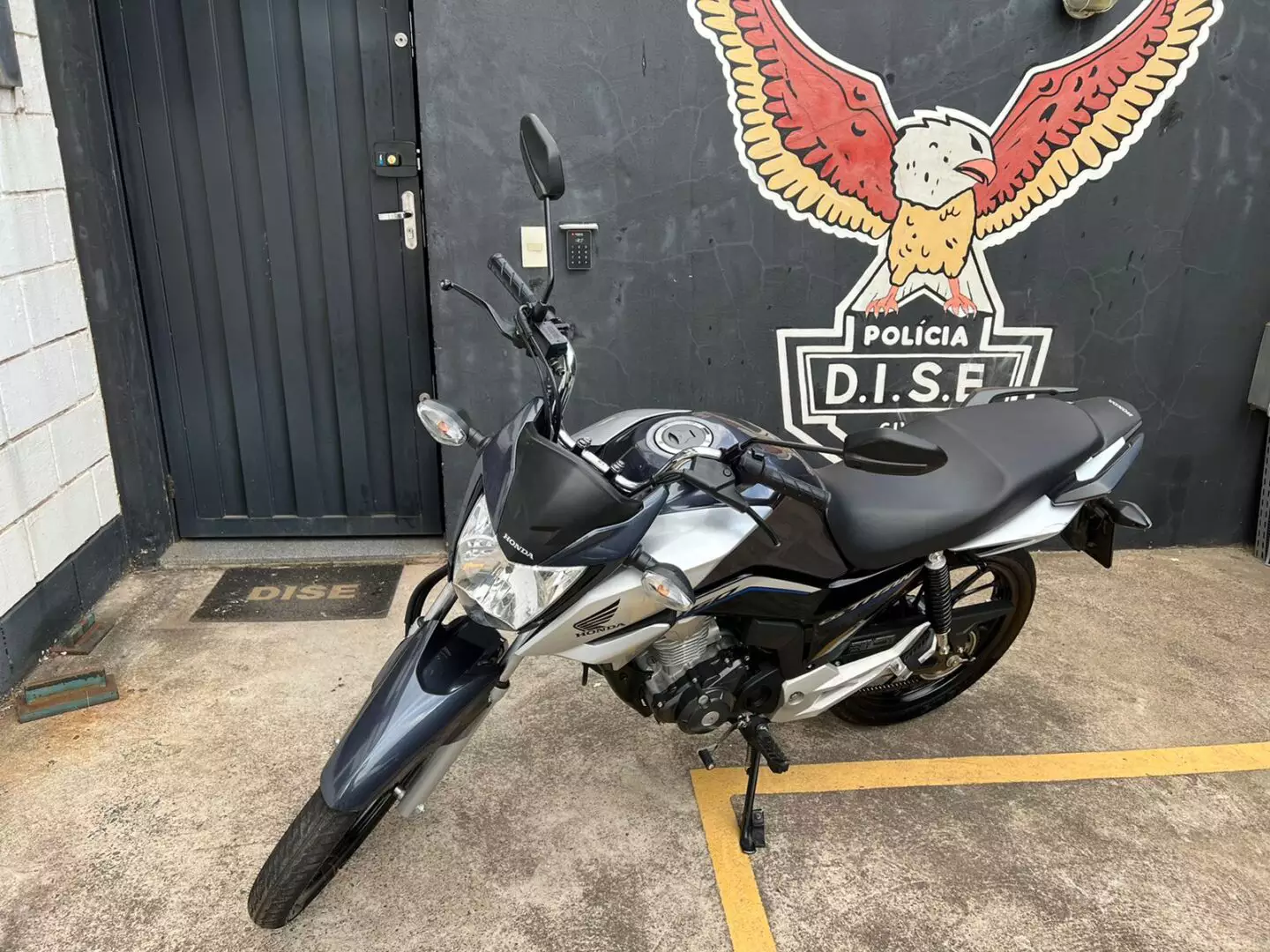 Operação da Dise encontra tijolos de maconha e apreende moto em Hortolândia