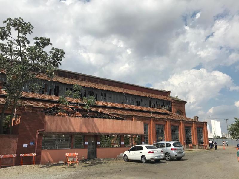 Prefeitura prorroga em dois anos prazo para instalação do Mercado Popular