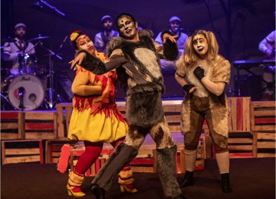 Peça Saltimbancos chega em Campinas