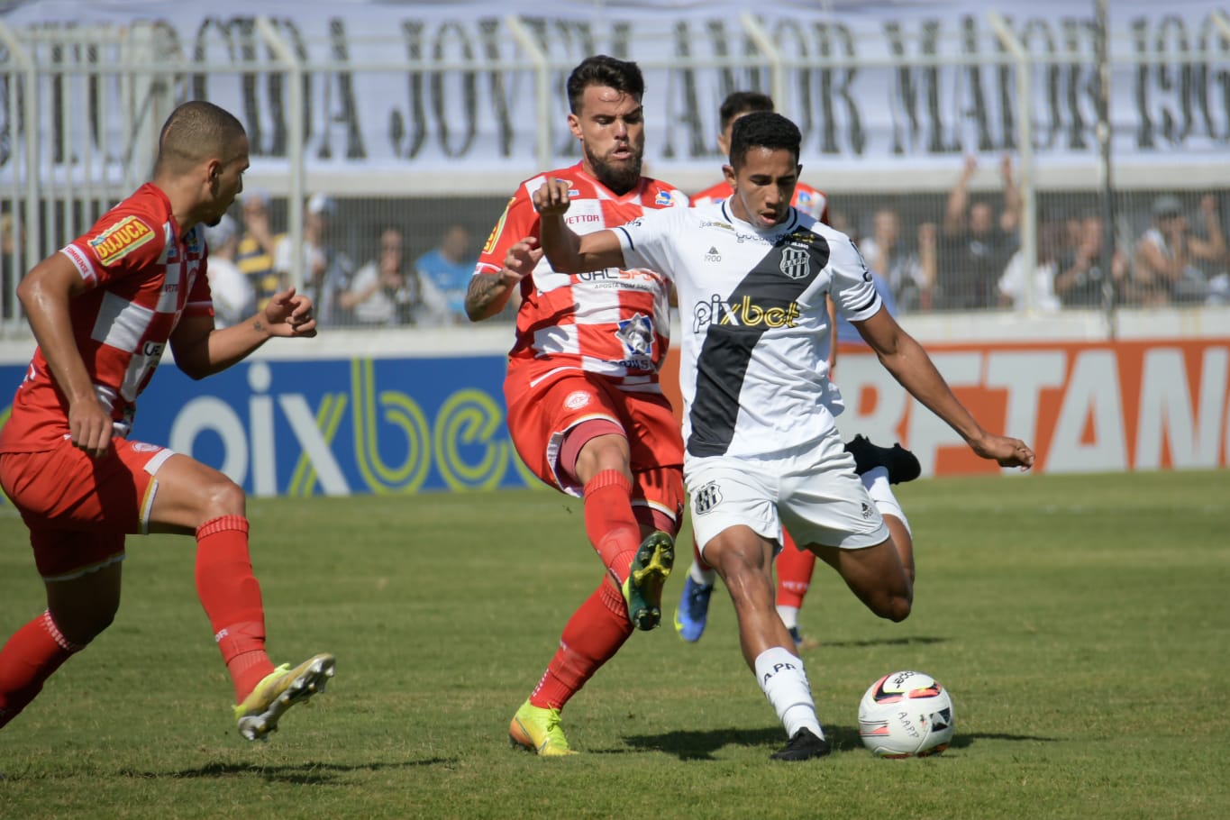 Ponte Preta apenas empata com o Tombense e segue seca na Série B