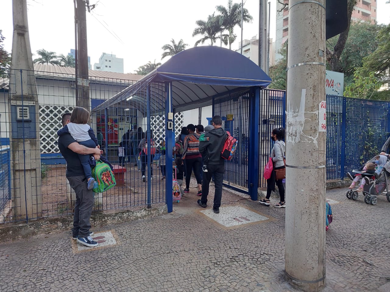Primeiro mês sem máscaras nas escolas é tranquilo em Campinas