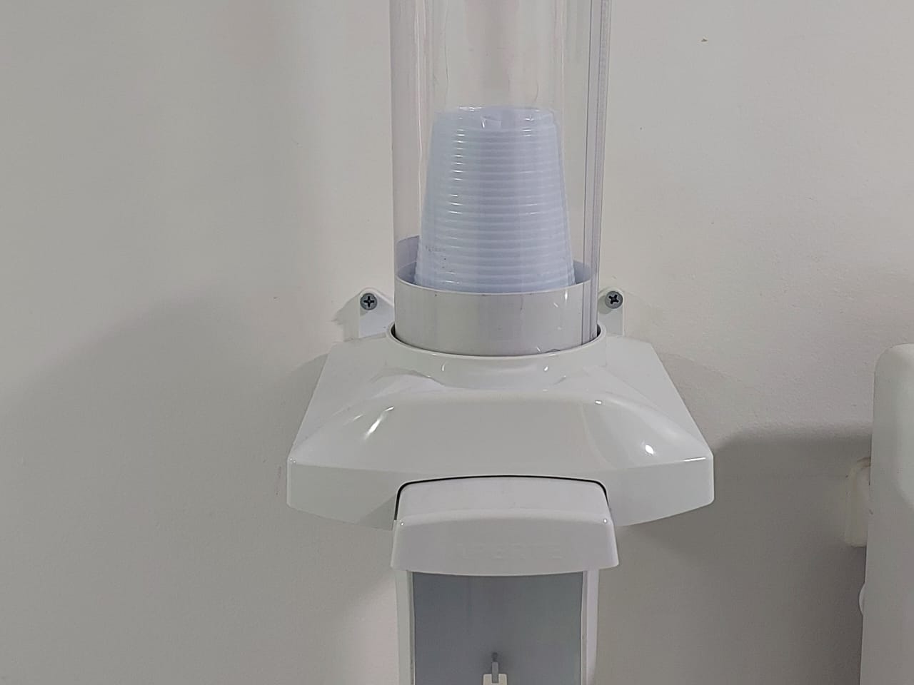 Câmara vota proibição de compra de copos plásticos pela prefeitura