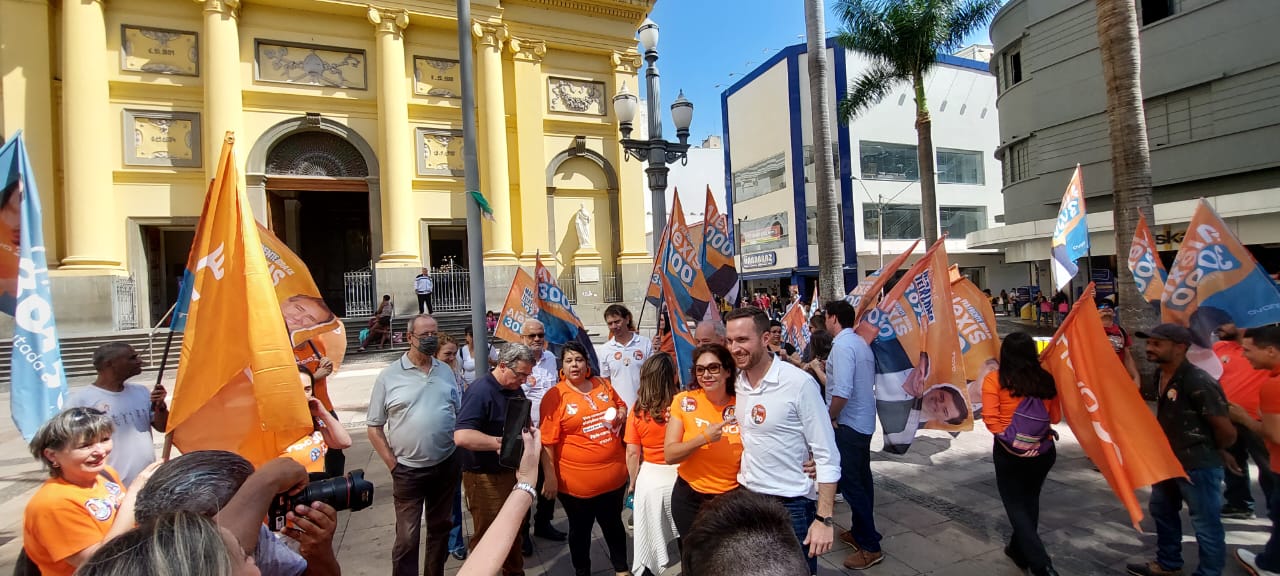 Em Campinas, Vinicius Poit (Novo) afirma que trem intercidades é prioridade