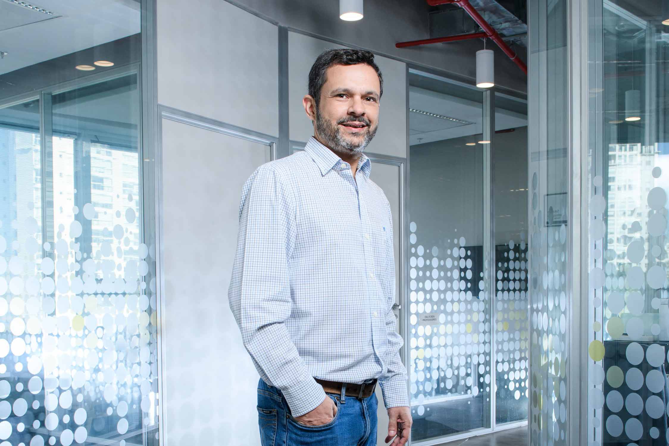 Transformação digital para ajudar as organizações a alcançarem maior eficiência