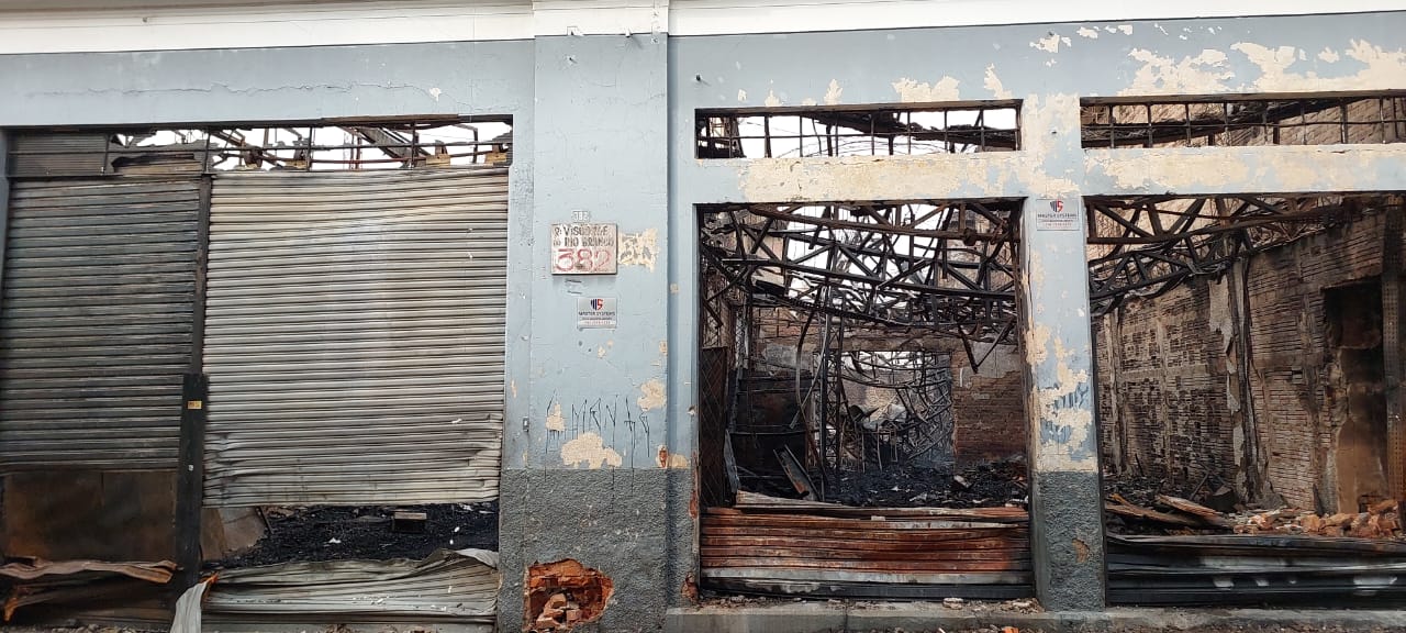 Loja de calçados não tinha Auto de Vistoria do Corpo de Bombeiros