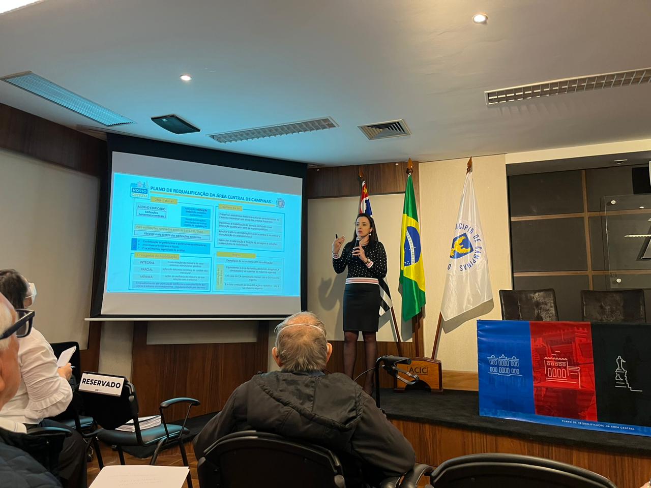 Secretária de Urbanismo apresenta projeto de isenção de IPTU para síndicos de prédios do centro