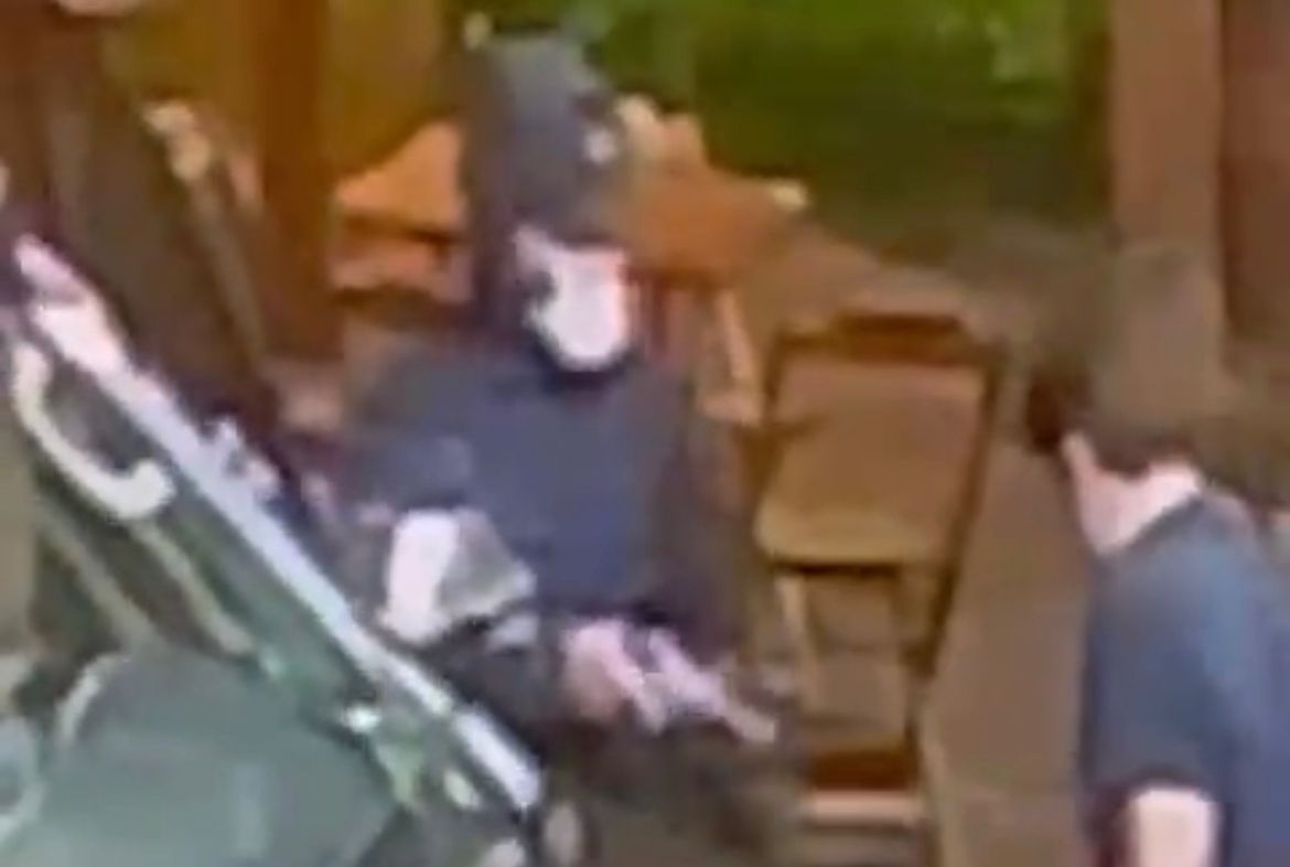 Assaltos preocupam moradores e comerciantes no distrito de Sousas