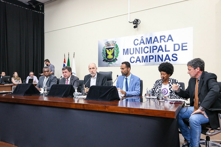 CPI da Propina se reúne na expectativa de marcar primeiro depoimento