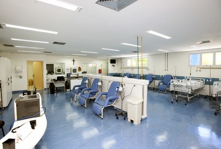 Rede Mário Gatti retoma tratamentos de câncer e vai punir empresas que não entregaram remédios