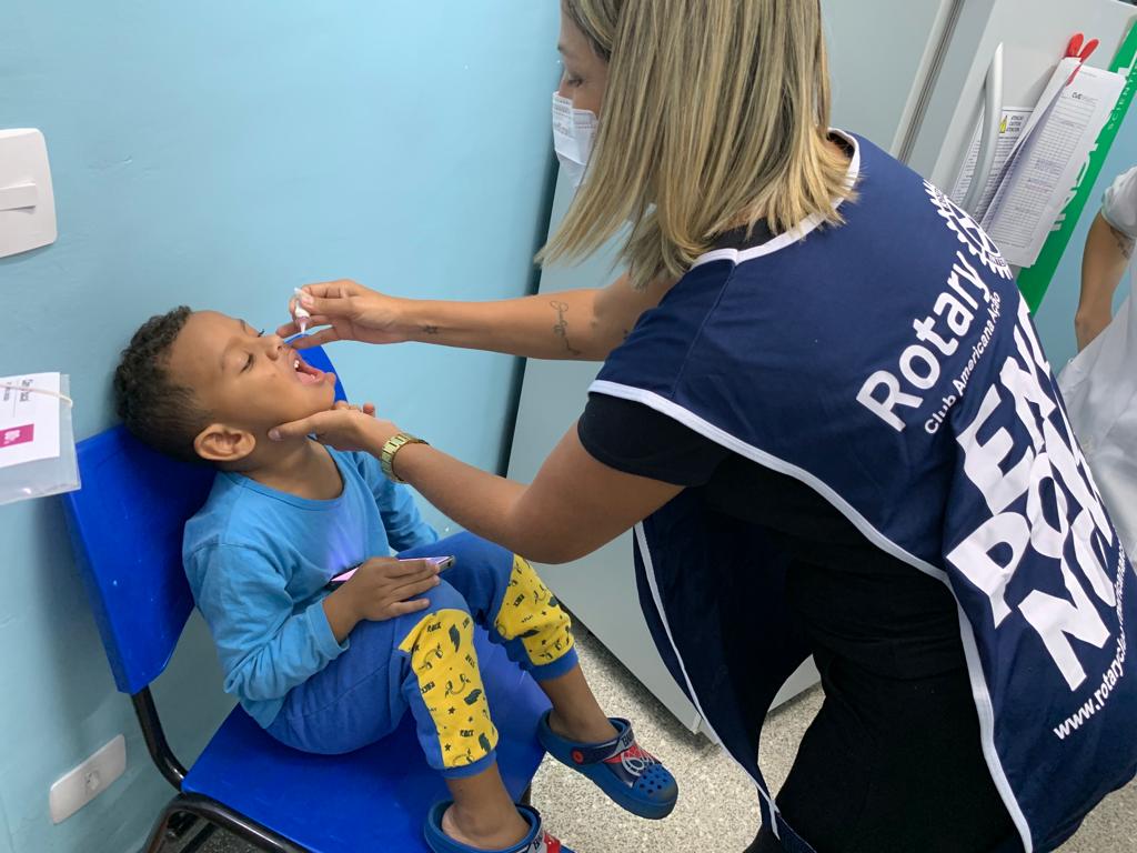 Americana vai fazer plantão de vacinação contra pólio neste sábado