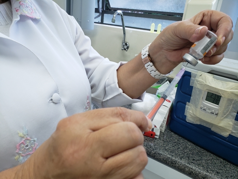 Valinhos muda esquema de vacinação contra covid na Vigilância Epidemiológica