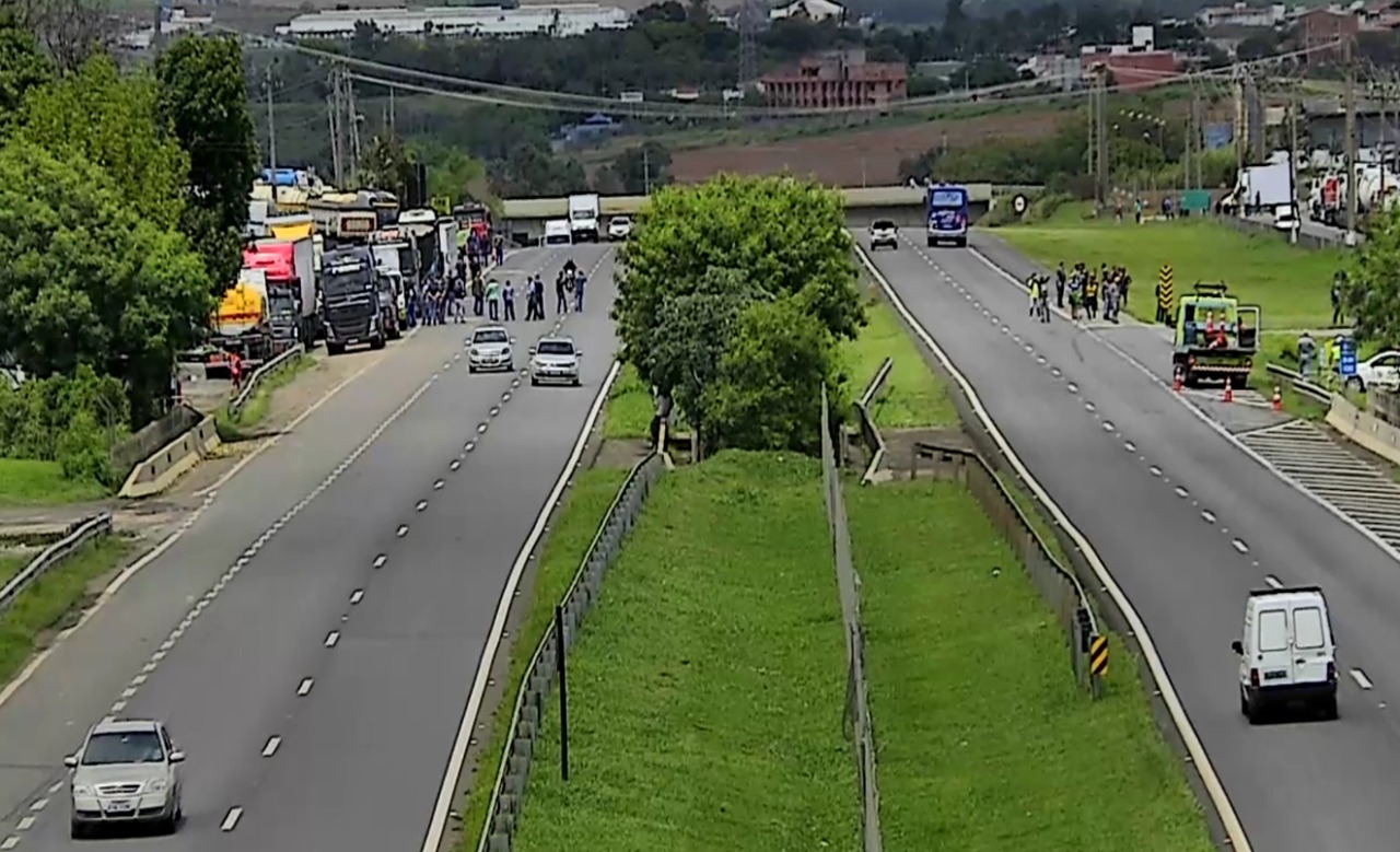 Acesso à Replan é liberado após breve bloqueio de manifestantes