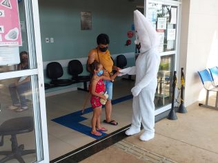 Campinas faz demonstração da logística que garante segurança das vacinas