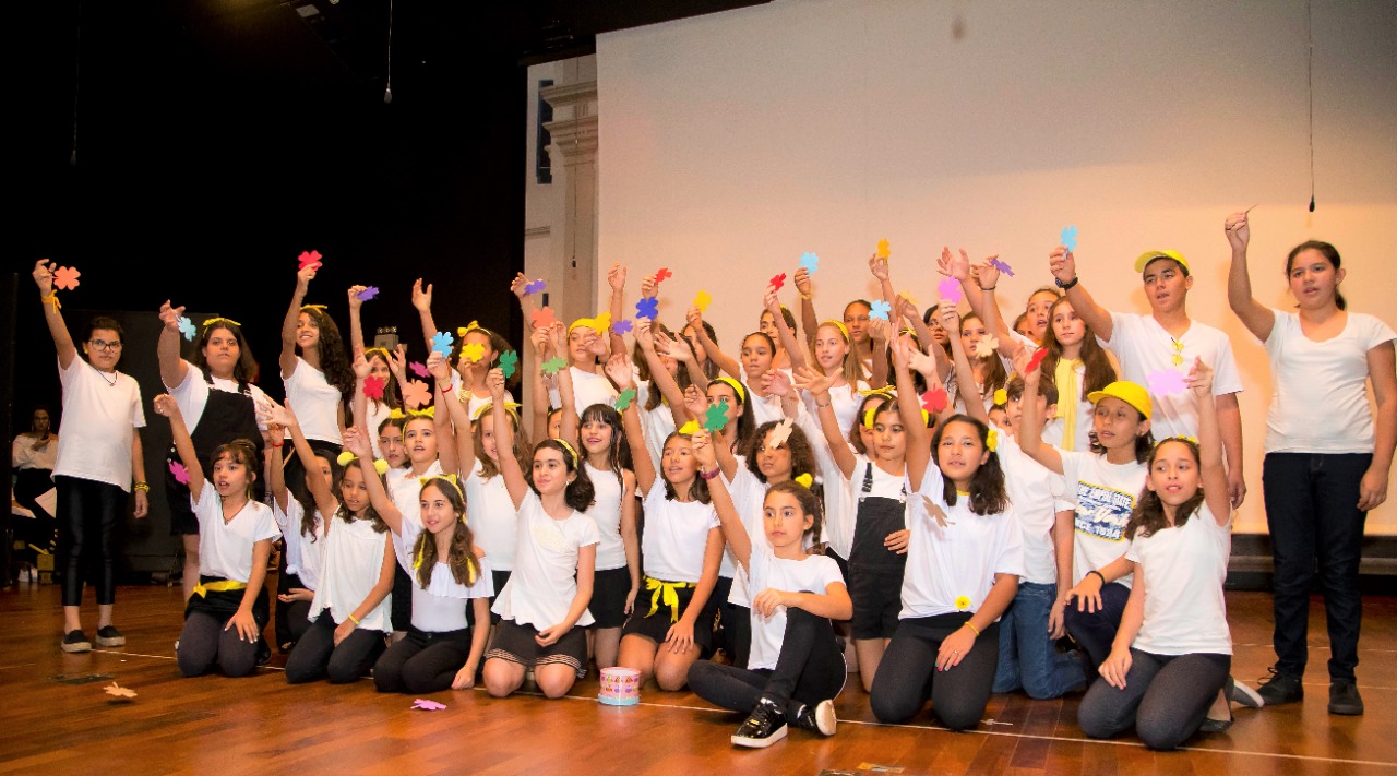 Canarinhos da Terra faz apresentação gratuita no Castro Mendes