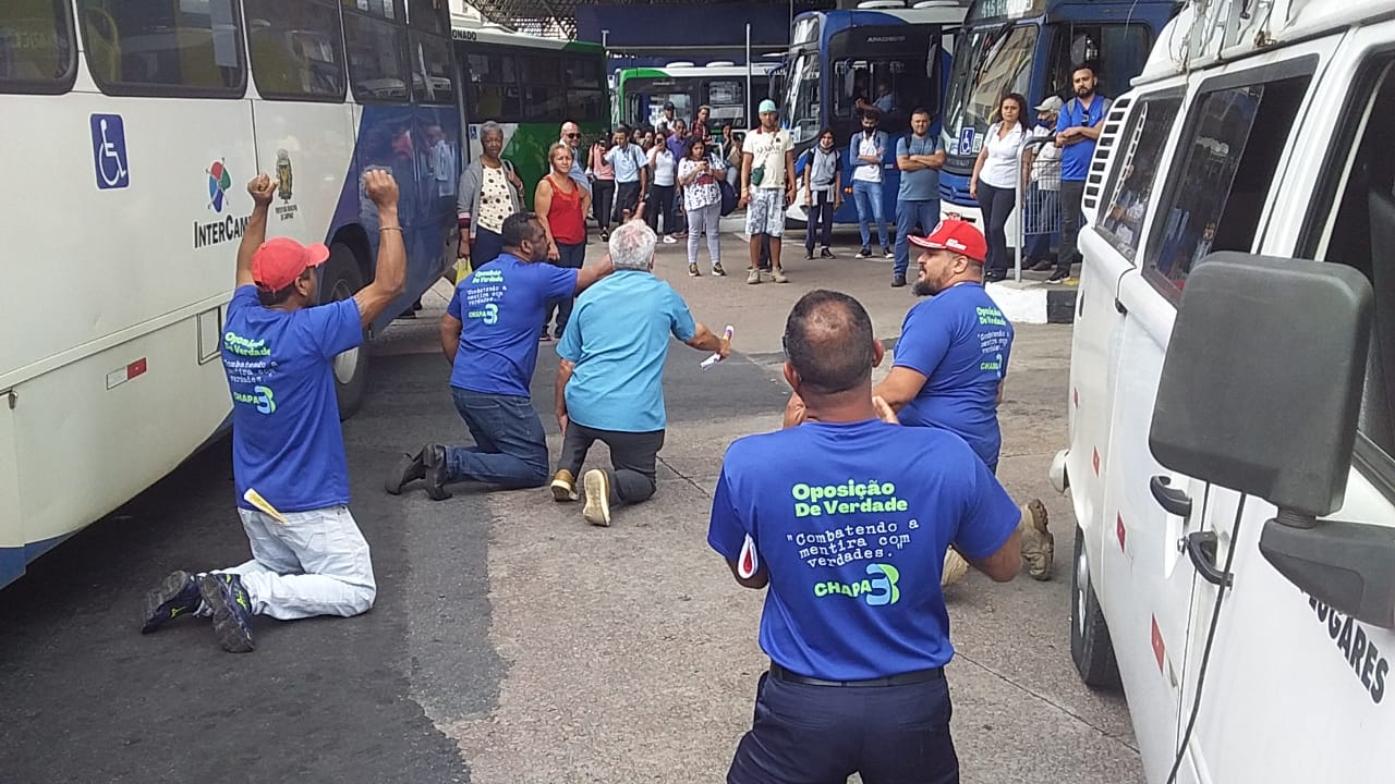 Chapa que concorre ao Sindicato dos Rodoviários fecha Terminal Central