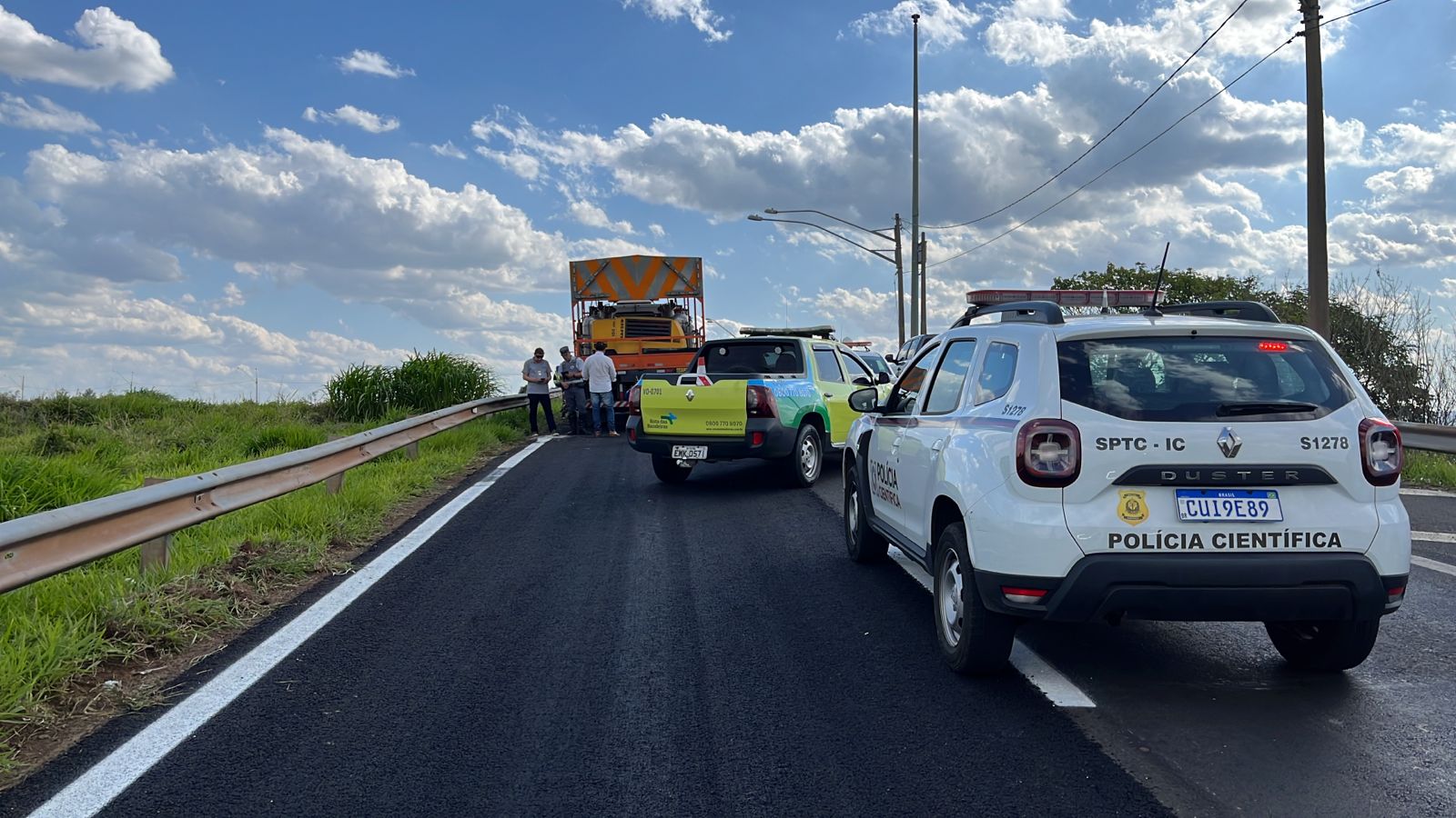 Homem morre na Zeferino Vaz após ser atropelado por caminhão de pintura