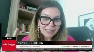 É papel dos pais monitorar os celulares dos adolescentes?