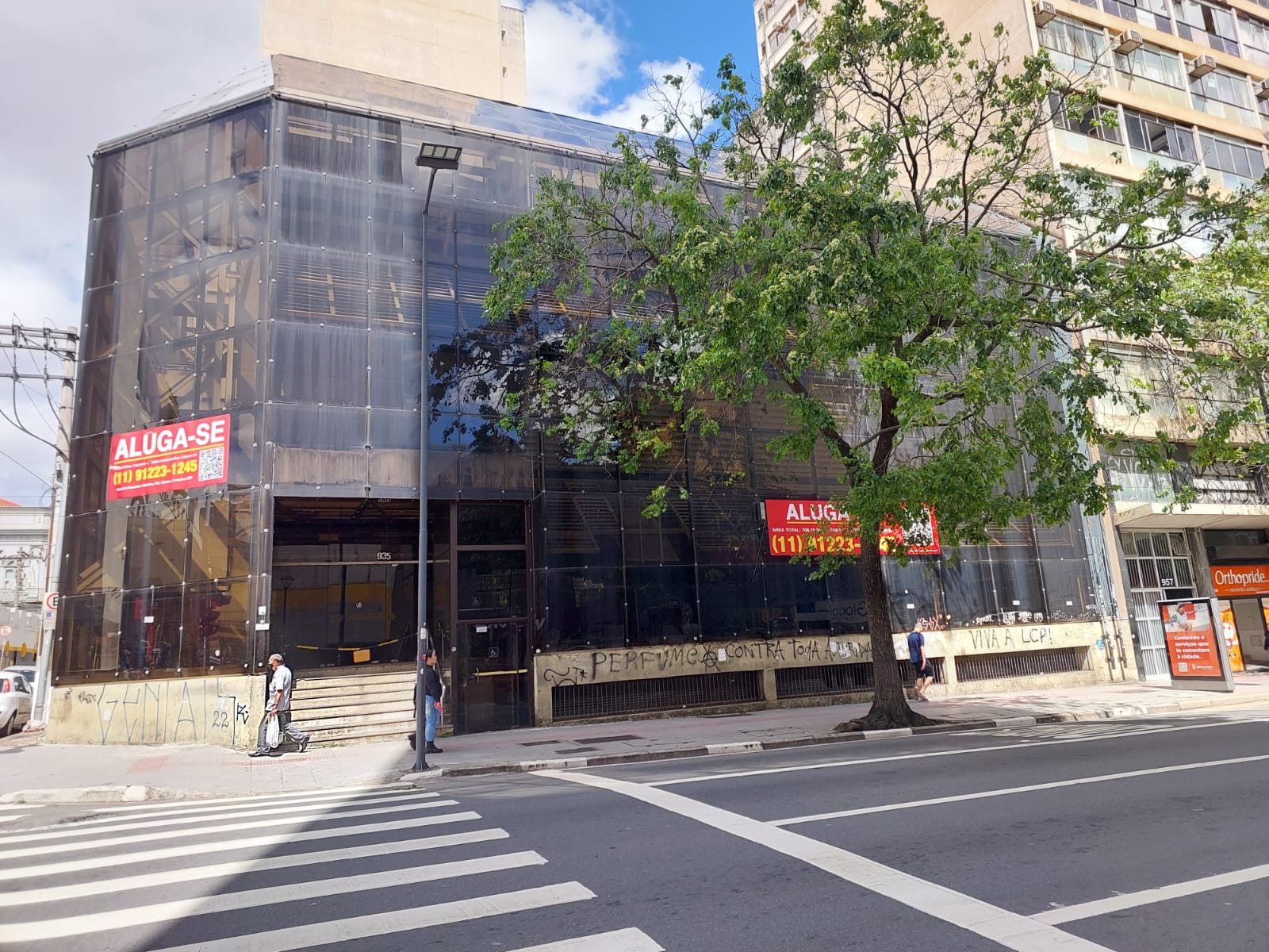 Comerciantes ainda sofrem reflexo do fechamento de unidade do Poupatempo