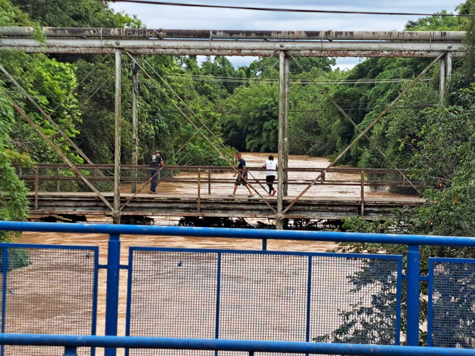 Defesa Civil faz alerta para chuvas intensas em todo o Estado