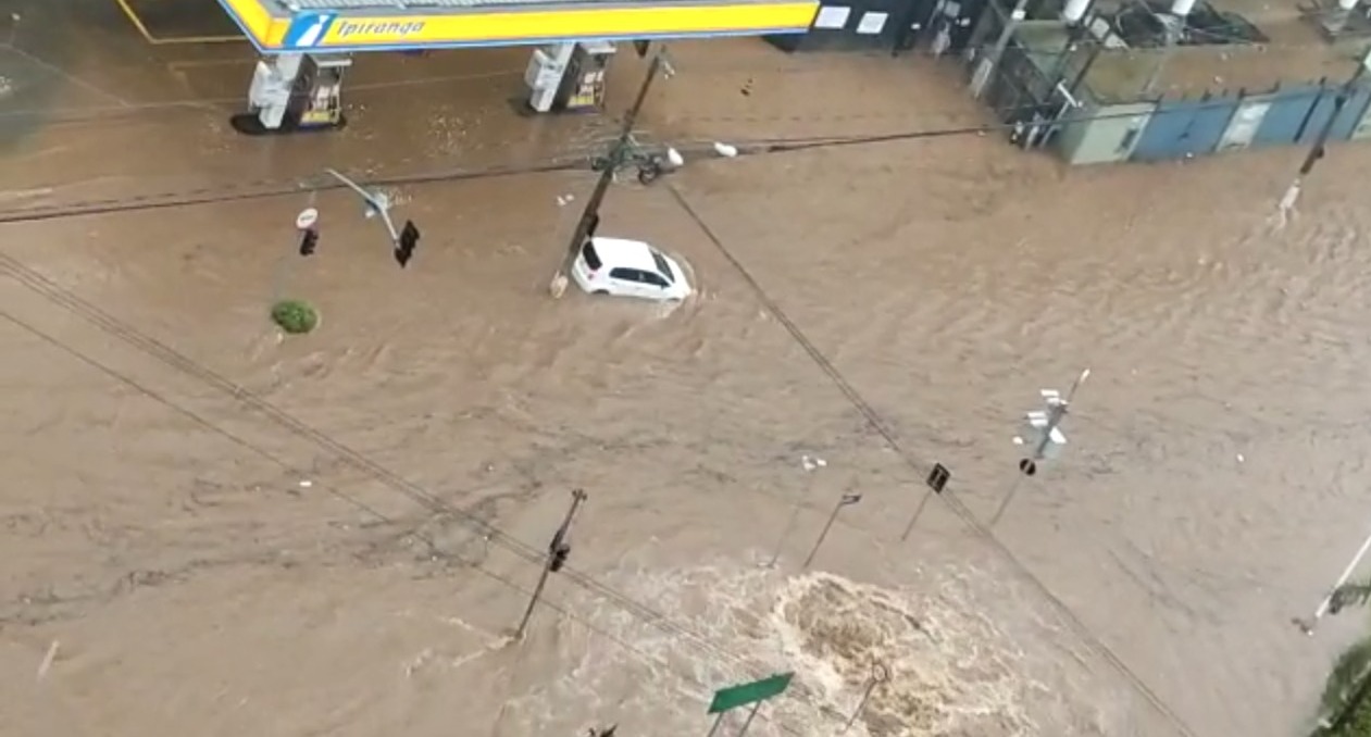 Dário cobra do BNDES verba de R$ 450 milhões para obras antienchentes