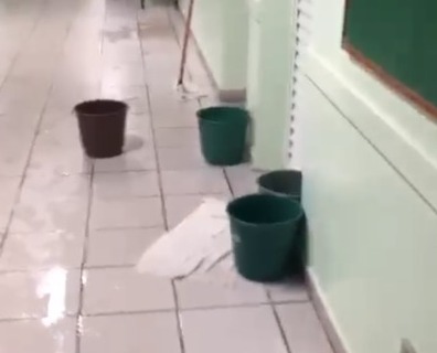 Forte chuva alaga Centro de Saúde recém reformado em Campinas