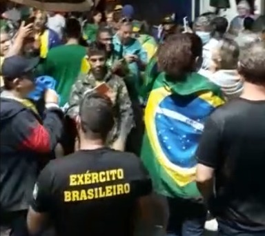 Movimento pede apoio e promete fechar “todas as ruas” no entorno da EsPCEx