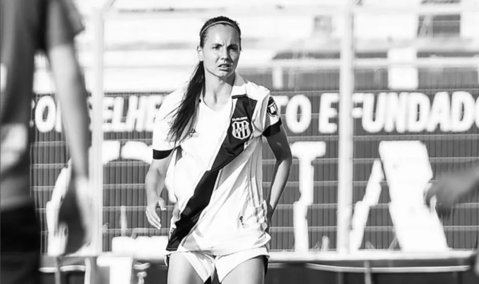 Acidente mata ex-jogadora da Ponte Preta