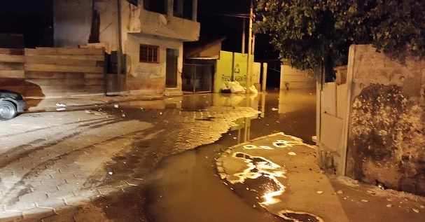 Rio Capivari segue baixando, mas ainda há alerta e famílias desabrigadas