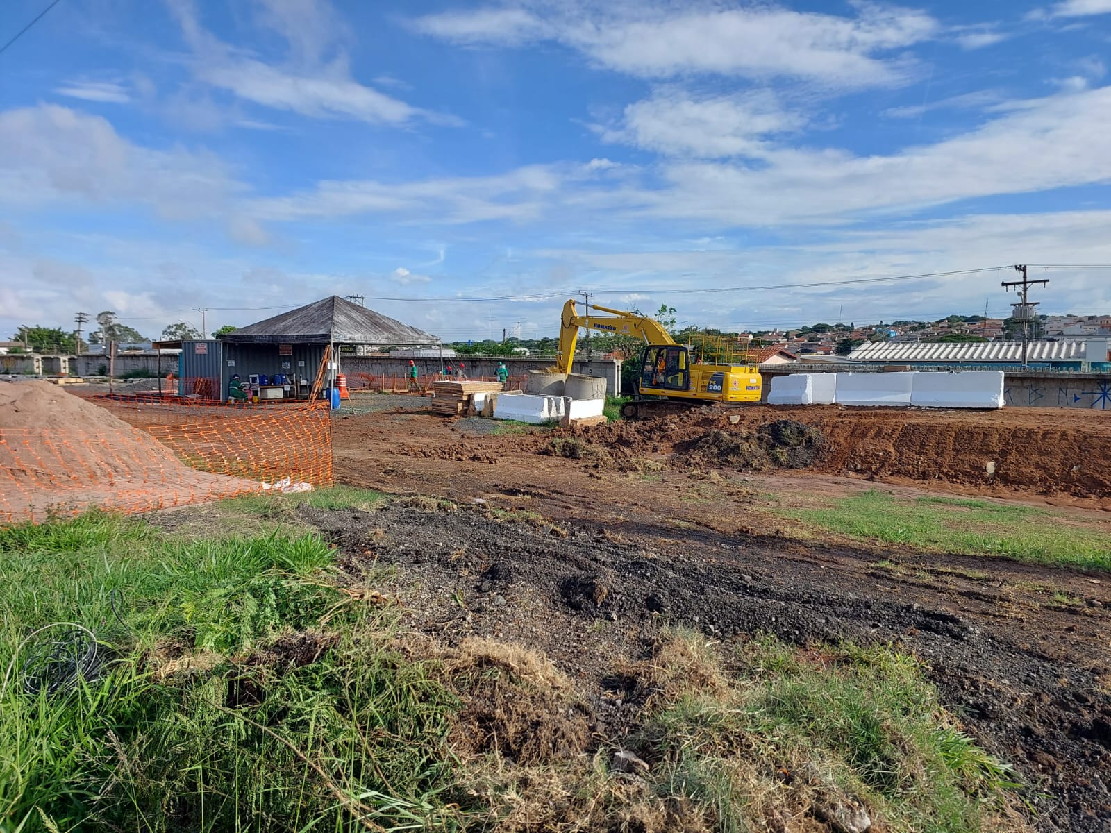 Emdec realiza bloqueios para a obra do viaduto na Av. Transamazônica 
