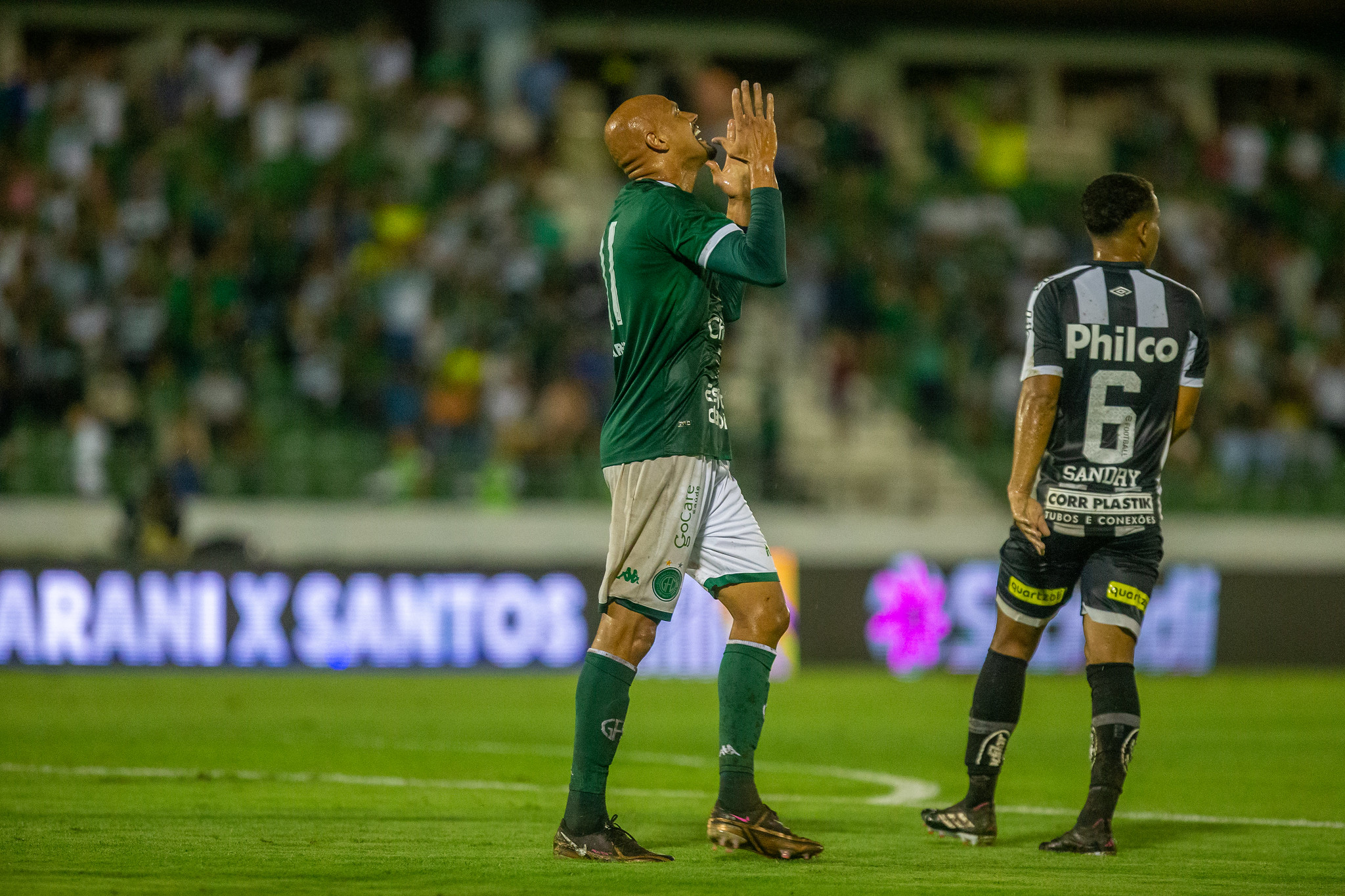 Guarani vence o Santos e se recupera no Paulistão