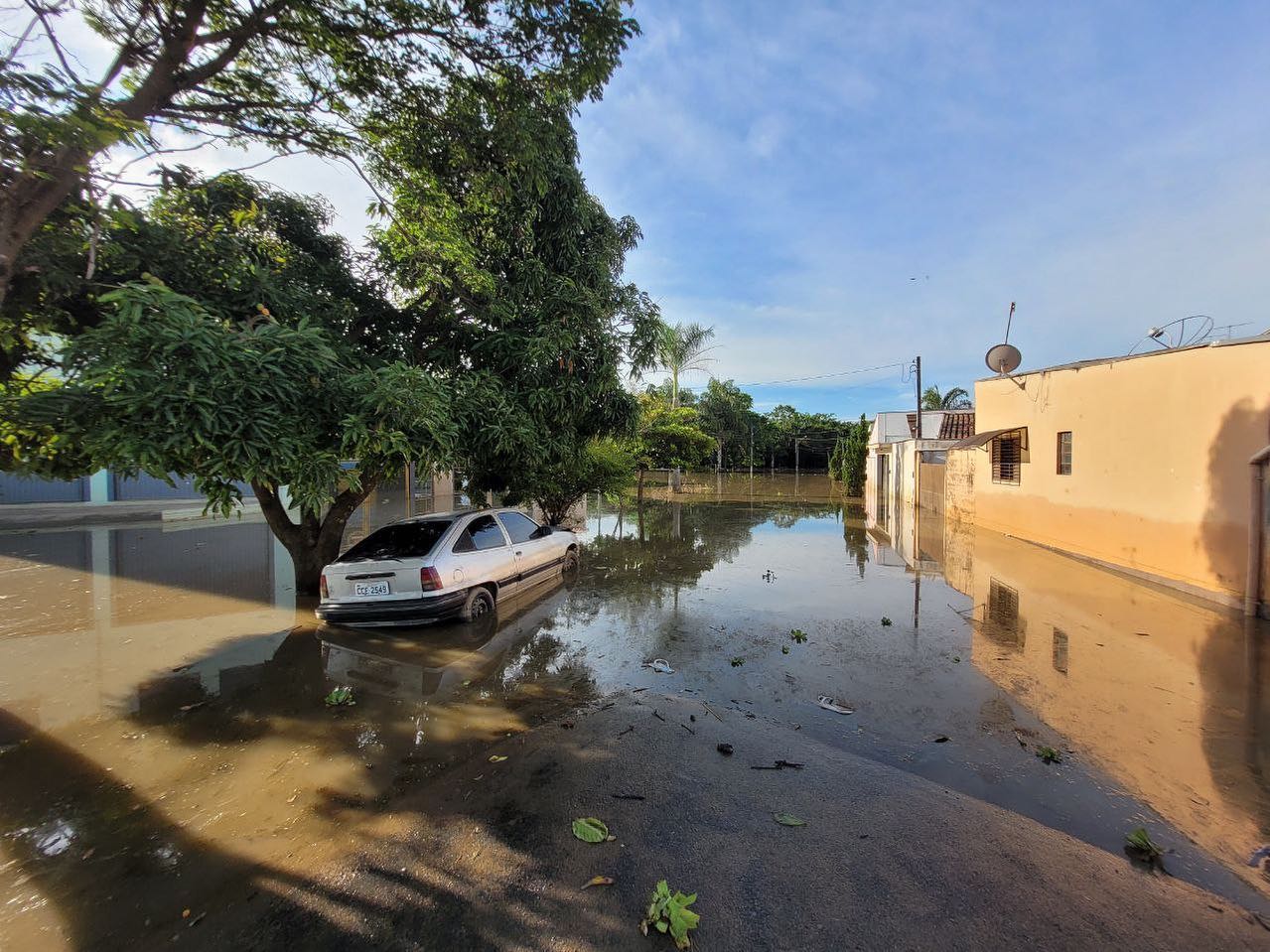 Capivari busca desassorear rio e pede nova estação de tratamento de água ao Estado