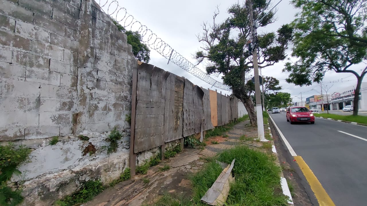 Reconstrução do muro do Cemitério da Saudade deve começar em março