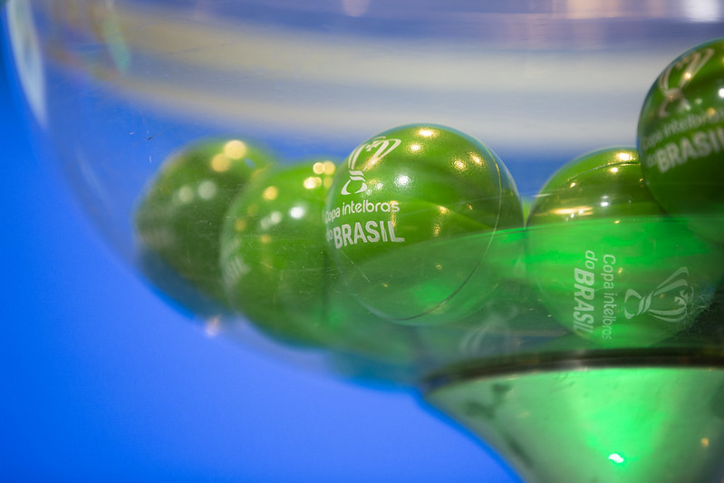 Sorteio para decidir vaga na Copa do Brasil 2023 entre Guarani e Criciúma acontece hoje