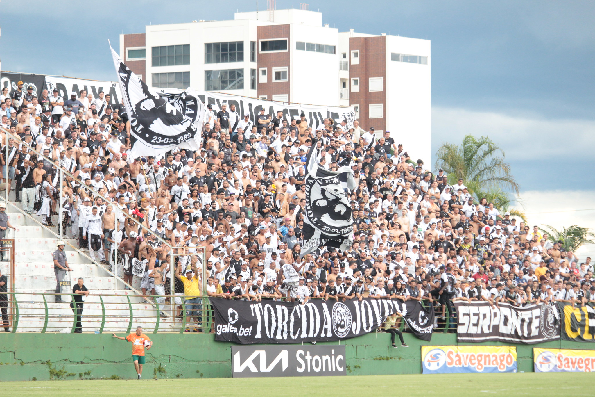 Torcida da Ponte Preta esgota ingressos para duelo contra o XV em Piracicaba