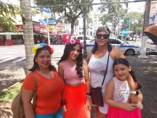 Bloco do Leão reúne centenas de pessoas na Praça Bento Quirino, em Campinas