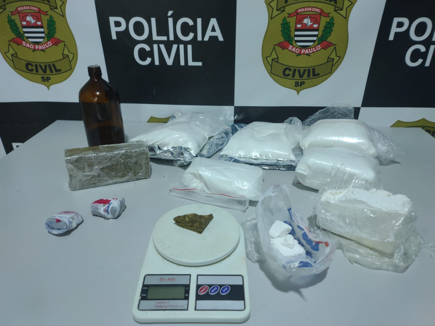 DISE prende um homem por tráfico de drogas no Santa Genebra