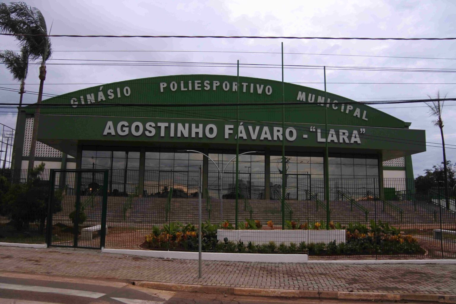 Ginásio do João Aranha reformado é entregue no aniversário de Paulínia