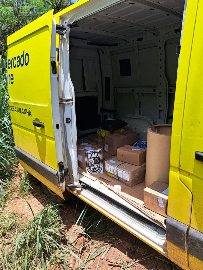Guarda de Americana recupera van e carga roubadas em Paulínia
