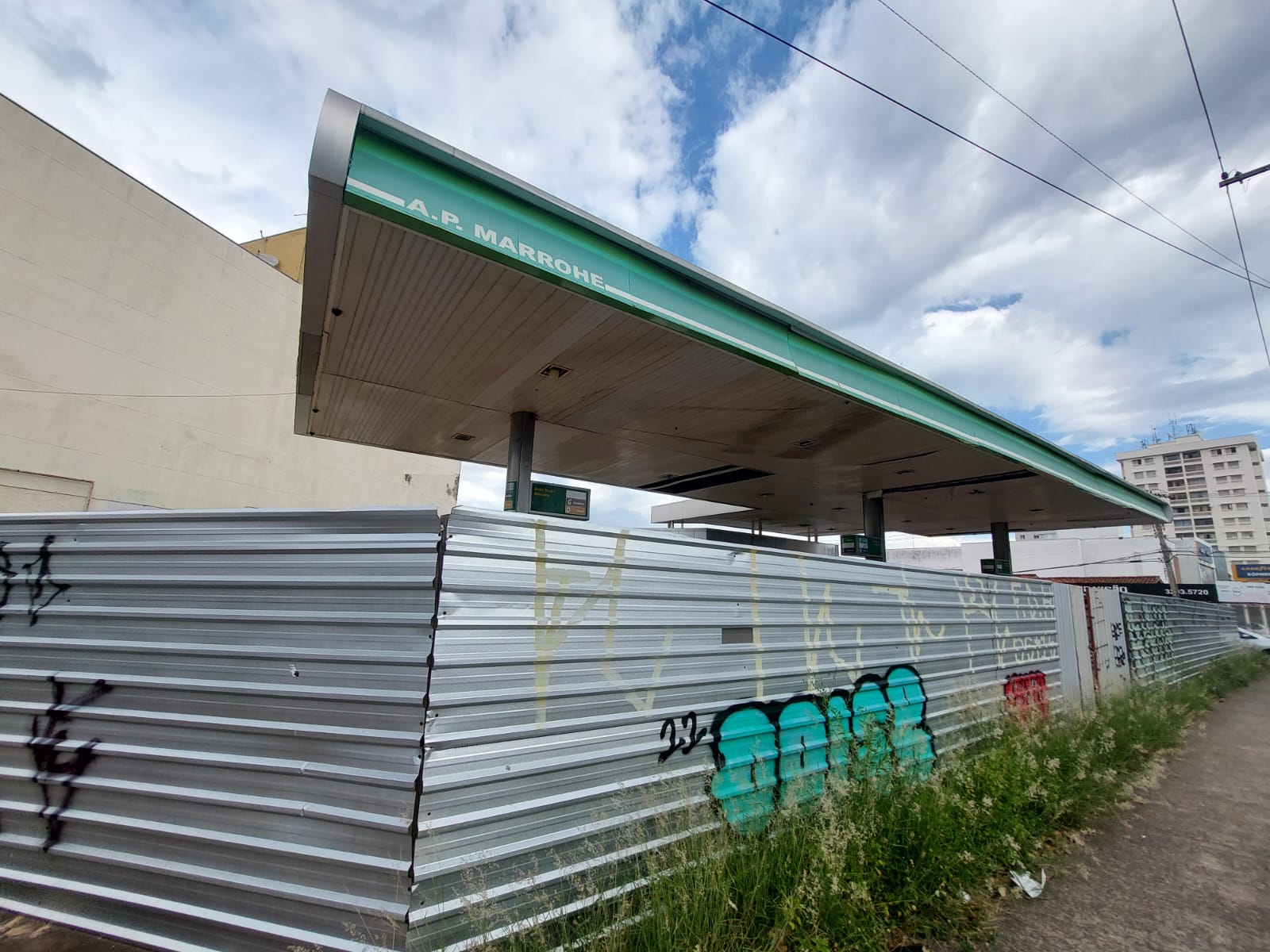 Após abandono em posto, moradores se queixam de crimes na região do Bonfim