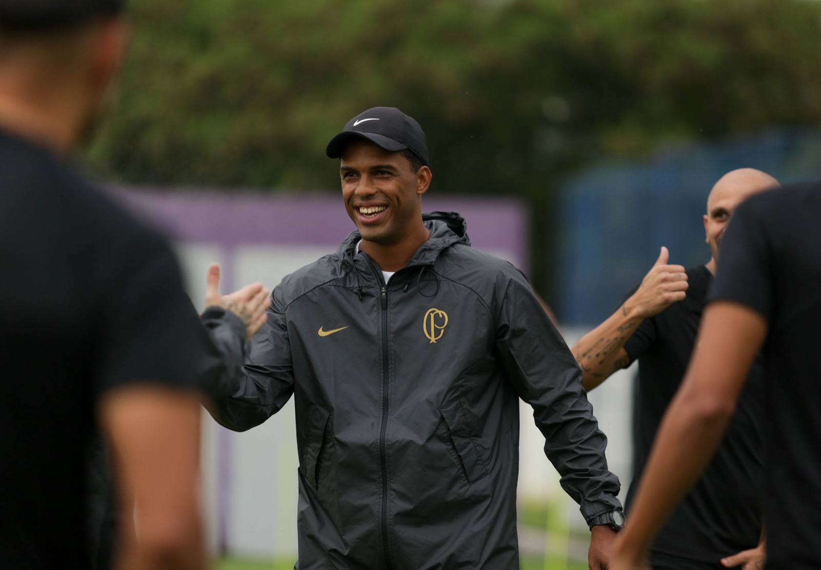 Após eliminação, técnico do Corinthians fala em reforços para o Brasileirão