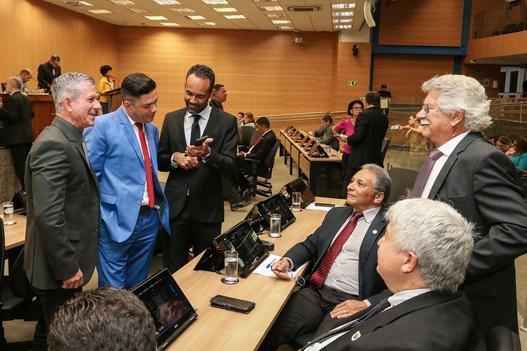 Câmara aprova mudança no programa Recomeça; entenda