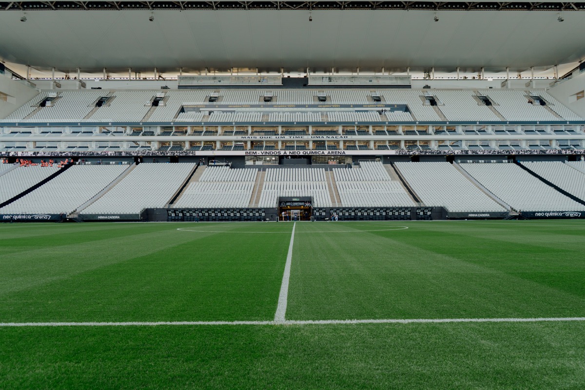 Corinthians sonda Coritiba para amistoso antes do Brasileirão