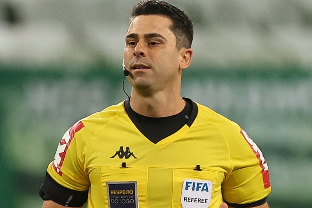 FPF divulga arbitragem para primeiro jogo da semifinal entre XV e Ponte