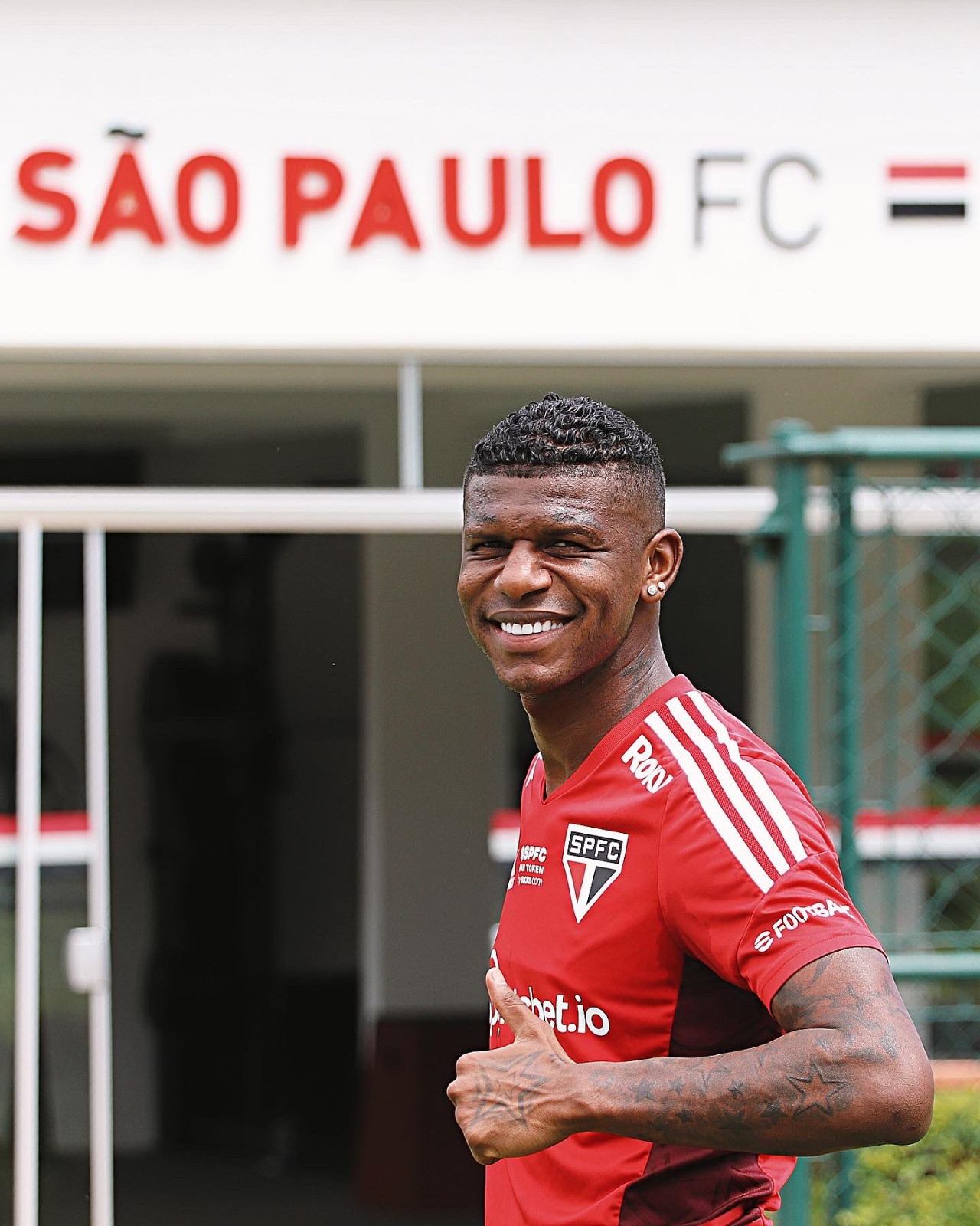 São Paulo poderá contar com zagueiro Arboleda em poucos dias