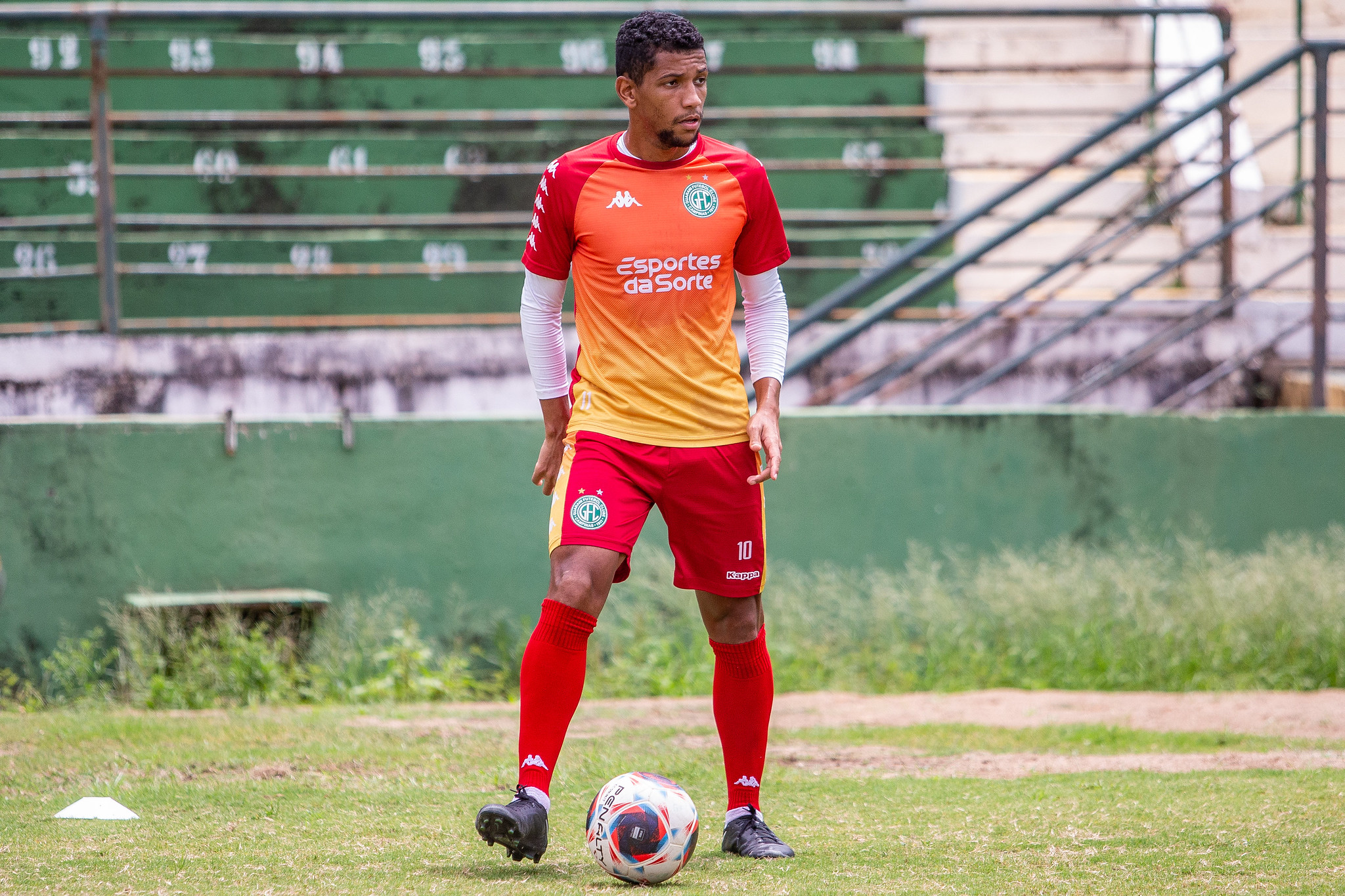 Yago Henrique rescinde contrato com o Guarani e acerta com CSA