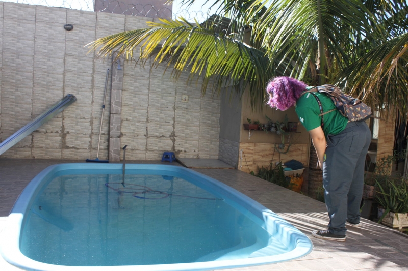 Equipe do Estado faz ação contra dengue em Hortolândia