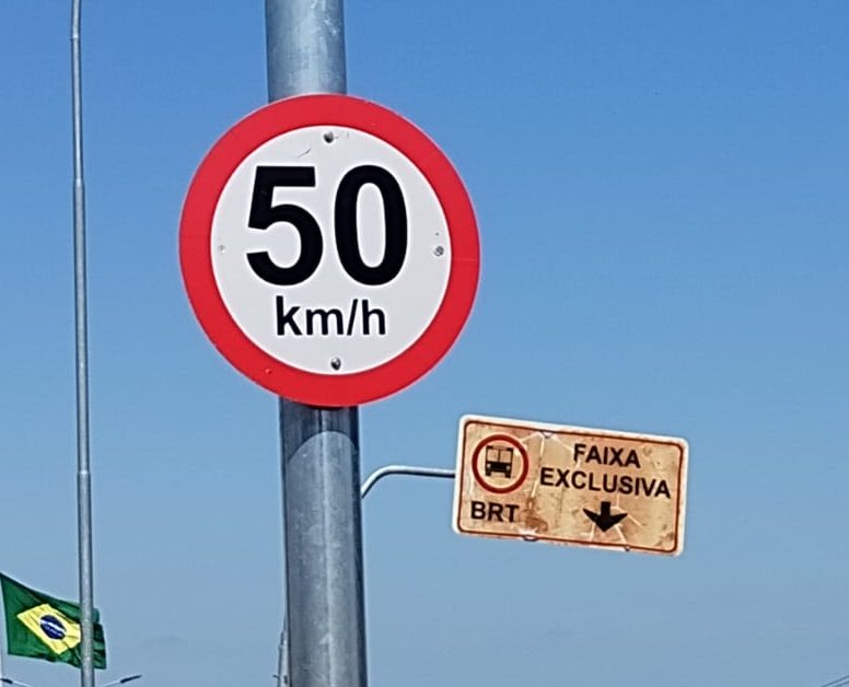 Câmara analisa instalação de mais placas onde há acidentes de trânsito